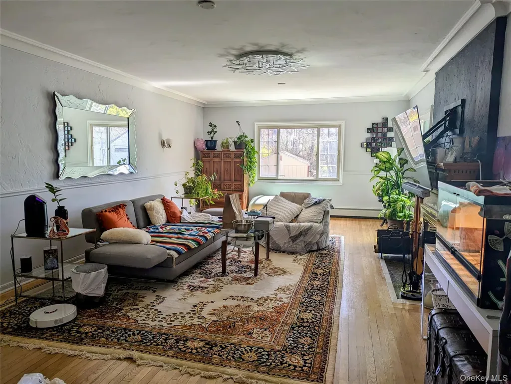 294 Lincoln Avenue New Rochelle NY 10801