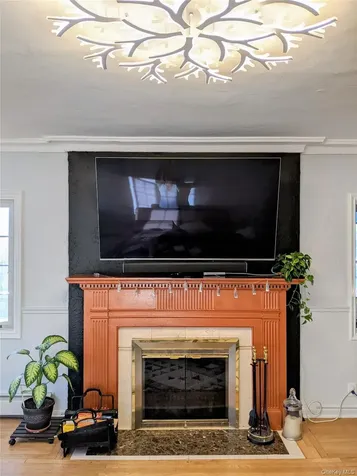 294 Lincoln Avenue New Rochelle NY 10801