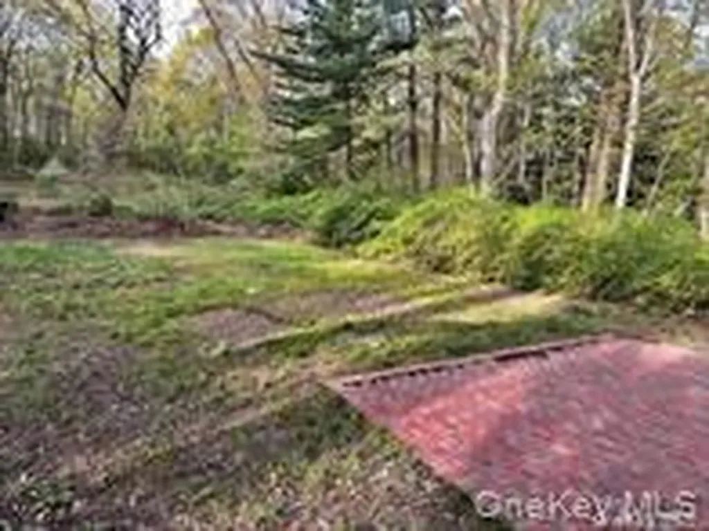 196 Deforest Road Dix Hills NY 11746