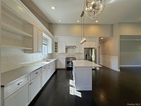 1019 Grove Street Mamaroneck NY 10543