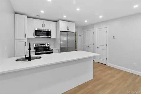 13 Hooker Street Kingston NY 12401