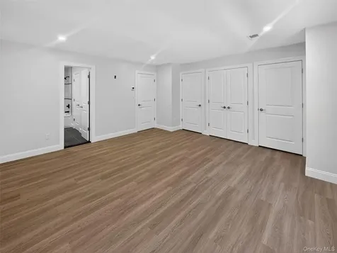 13 Hooker Street Kingston NY 12401