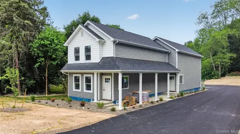 13 Hooker Street Kingston NY 12401