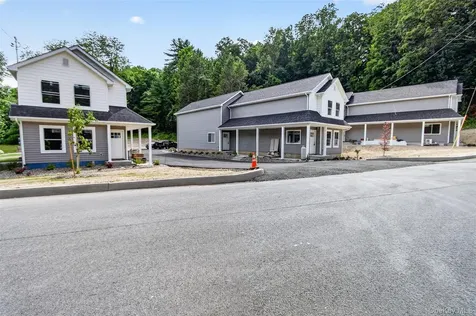 13 Hooker Street Kingston NY 12401