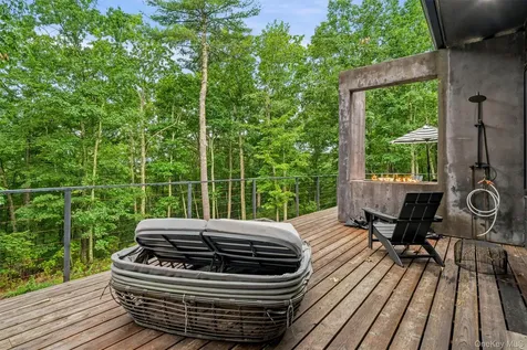 194 Mapes Road Barryville NY 12719