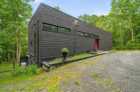 194 Mapes Road Barryville NY 12719