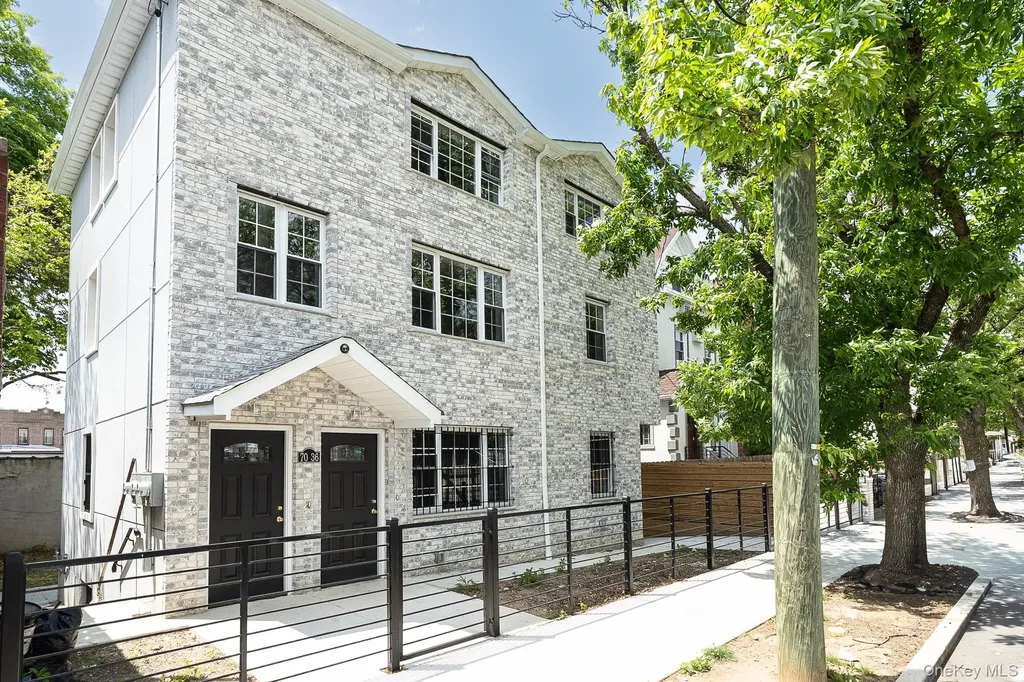 7036 70th Street Glendale NY 11385