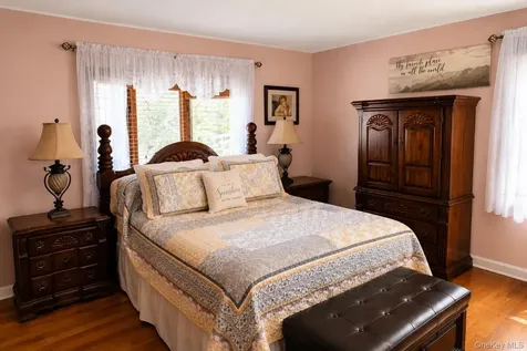 210 Willard Avenue Farmingdale NY 11735