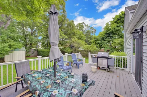 117 Eastgate Road Massapequa Park NY 11762
