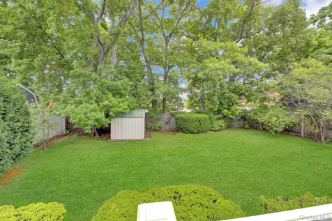 117 Eastgate Road Massapequa Park NY 11762