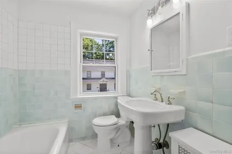 121 Walworth Avenue Scarsdale NY 10583