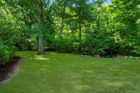 121 Walworth Avenue Scarsdale NY 10583