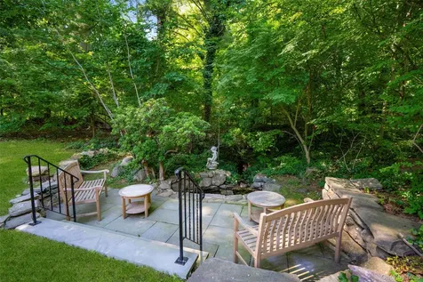121 Walworth Avenue Scarsdale NY 10583