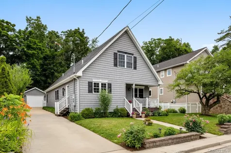 5 Glenmore Avenue Glenwood Landing NY 11547