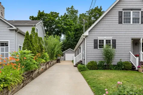 5 Glenmore Avenue Glenwood Landing NY 11547