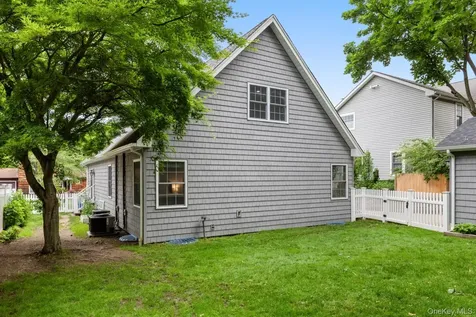 5 Glenmore Avenue Glenwood Landing NY 11547