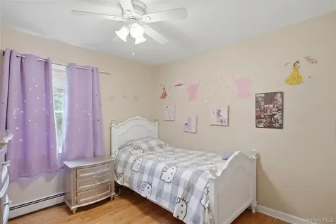 11 Applesauce Lane Wappingers Falls NY 12590