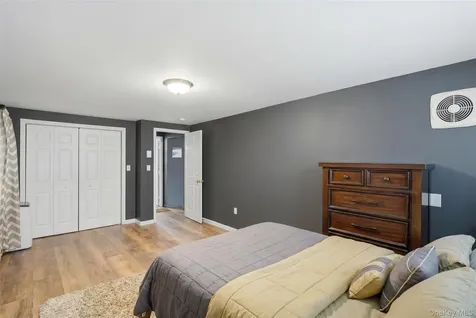 11 Applesauce Lane Wappingers Falls NY 12590