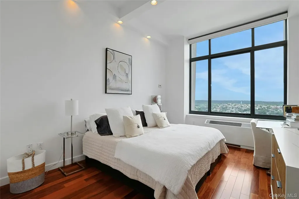 10 City Place White Plains NY 10601