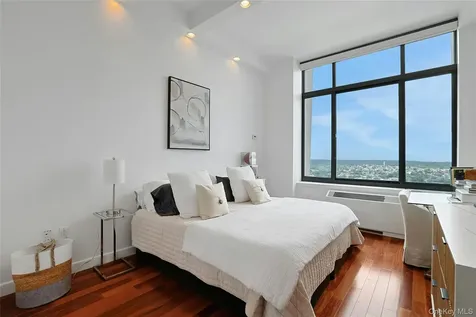 10 City Place White Plains NY 10601