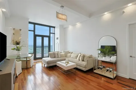 10 City Place White Plains NY 10601