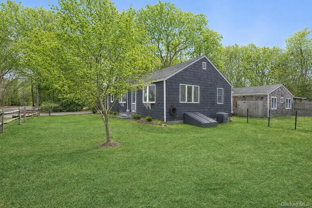 111 Oak Lane Amagansett NY 11930