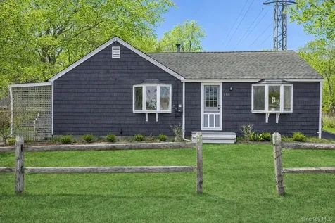 111 Oak Lane Amagansett NY 11930