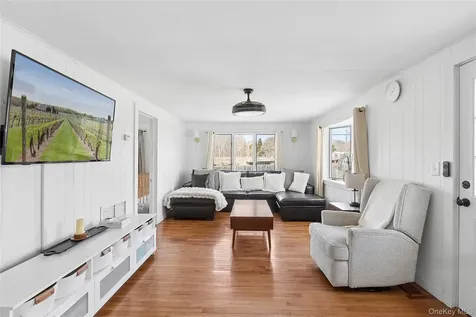 111 Oak Lane Amagansett NY 11930