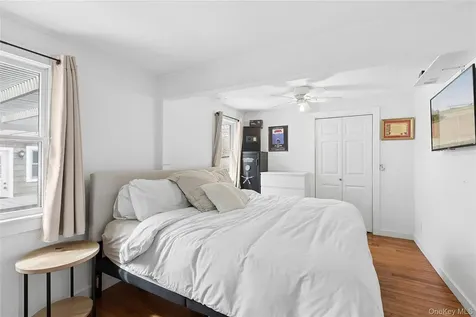 111 Oak Lane Amagansett NY 11930