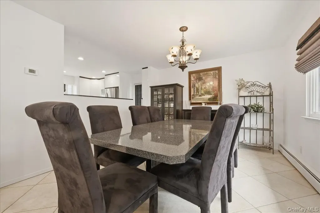 2461 Riviera Lane Bellmore NY 11710