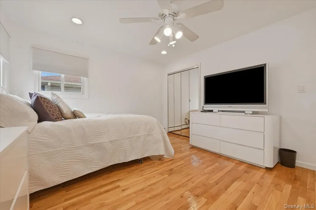 2461 Riviera Lane Bellmore NY 11710