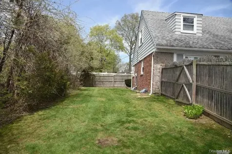 267 Haypath Road Old Bethpage NY 11804