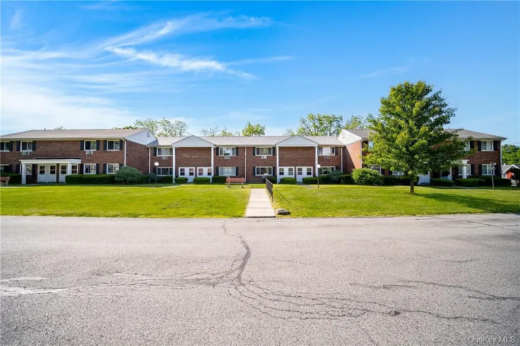 44 Manor Drive Cornwall NY 12518