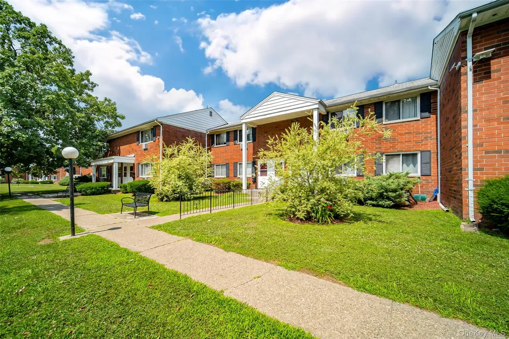 44 Manor Drive Cornwall NY 12518