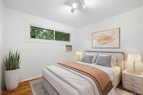 21 Tanglewood Road Scarsdale NY 10583