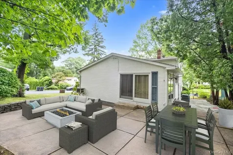21 Tanglewood Road Scarsdale NY 10583