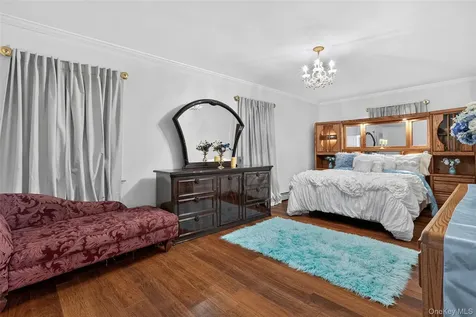 74 Elaine Terrace Yonkers NY 10701