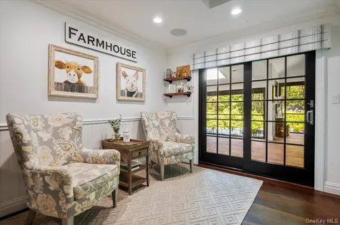 225 Laurel Lane Laurel Hollow NY 11791