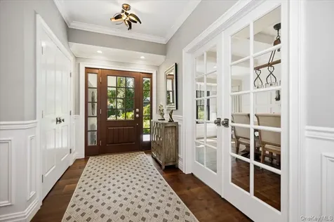 225 Laurel Lane Laurel Hollow NY 11791