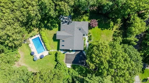 225 Laurel Lane Laurel Hollow NY 11791