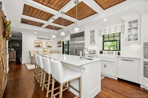 225 Laurel Lane Laurel Hollow NY 11791