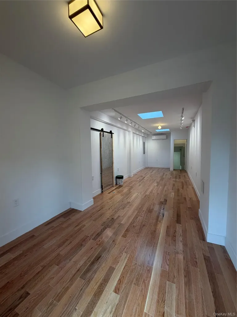 5997 Riverdale Avenue Bronx NY 10471