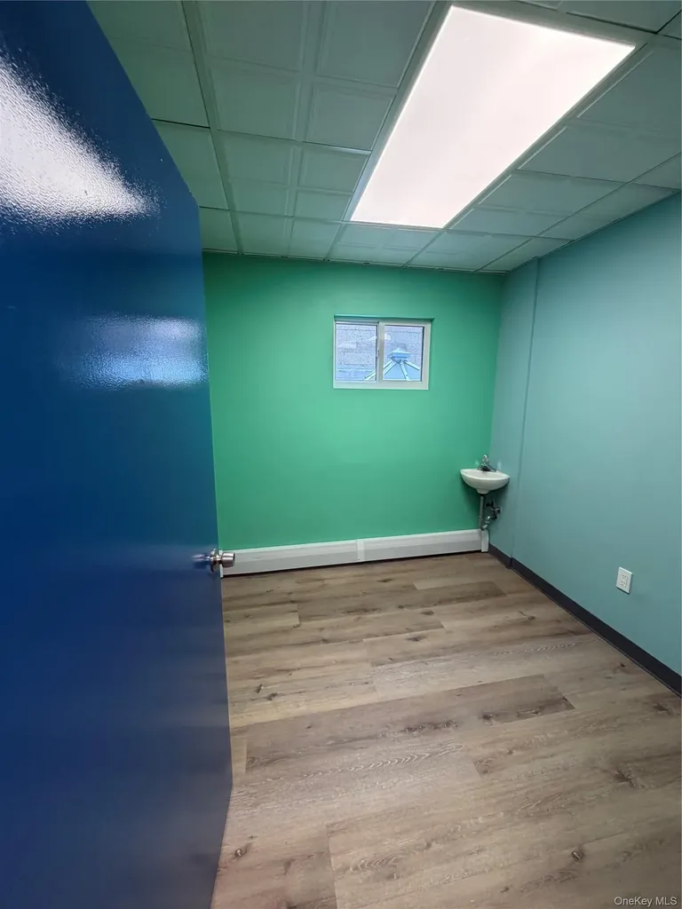 5997 Riverdale Avenue Bronx NY 10471