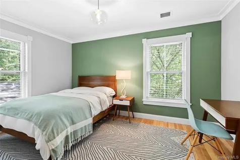 28 Wolf Way East Hampton NY 11937