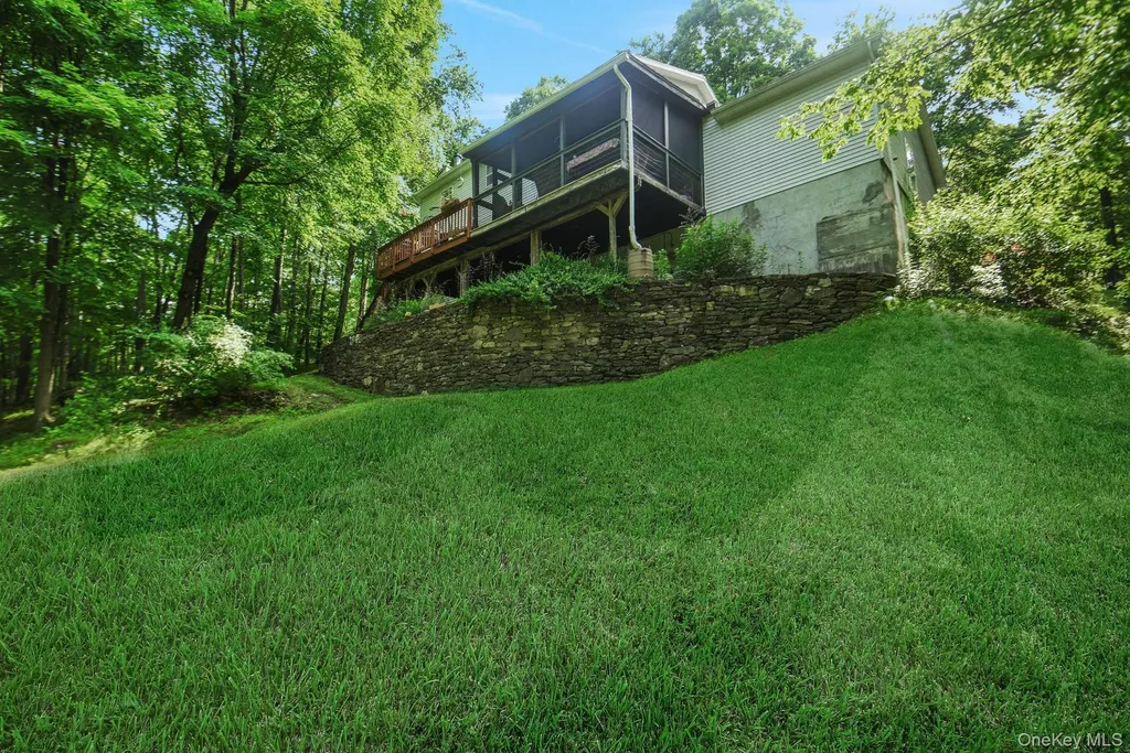 45 Willow Lake Drive Holmes NY 12531