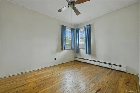 207 Sullivan Avenue Farmingdale NY 11735
