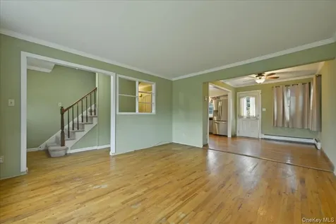 207 Sullivan Avenue Farmingdale NY 11735