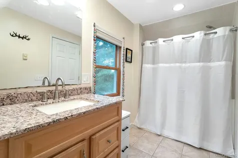 49 Lakeview Drive Putnam Valley NY 10579