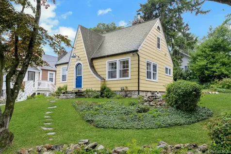 49 Lakeview Drive Putnam Valley NY 10579