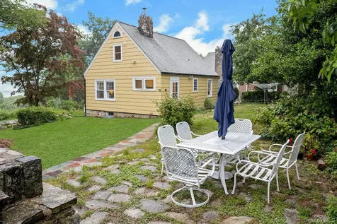 49 Lakeview Drive Putnam Valley NY 10579